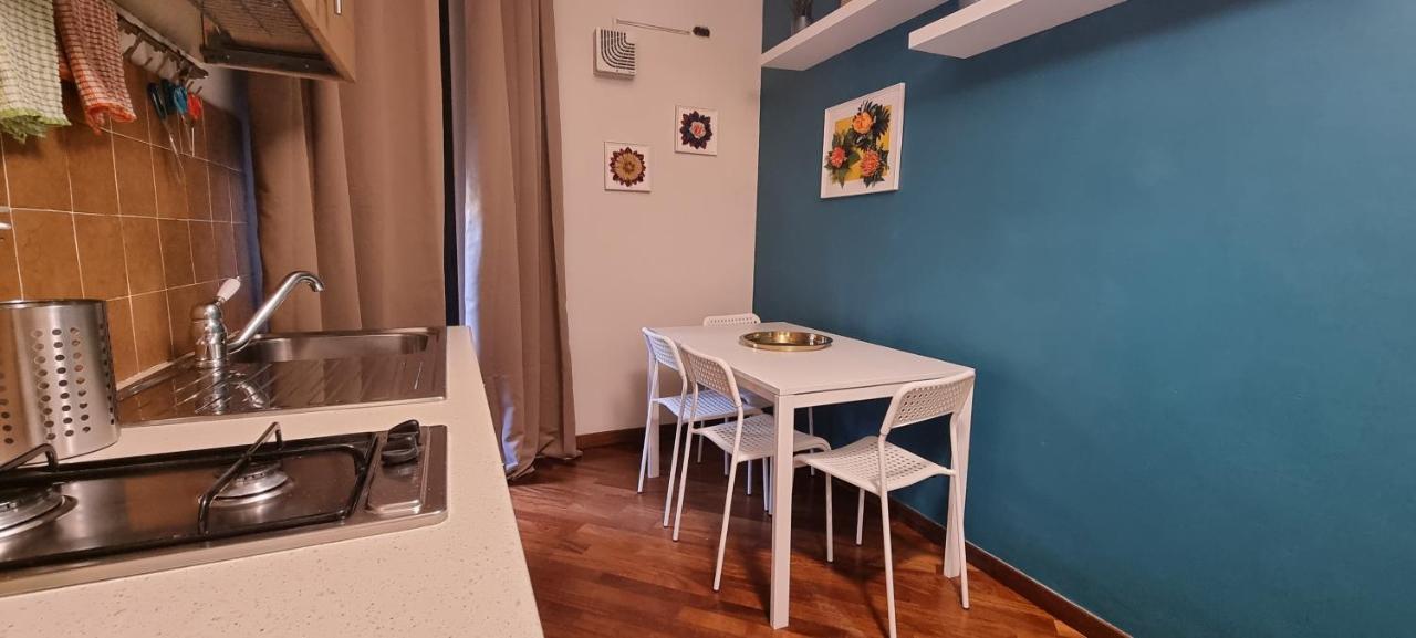 Via Battisti 109 Lägenhet Caserta Exteriör bild